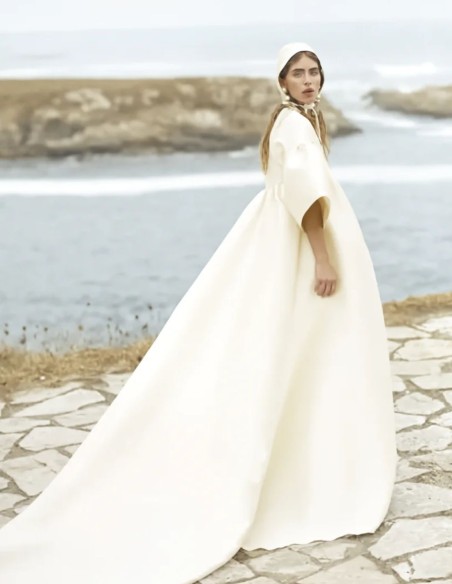 Two-piece bridal ensemble with dress-coat and pants in silk tussord