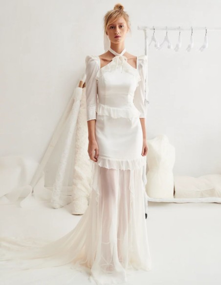 Robe de mariée en satin et georgette de soie avec pompons