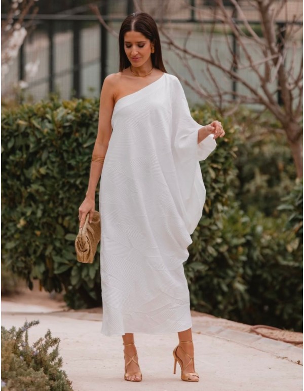 Bolso de rafia dorado con cadena larga 2