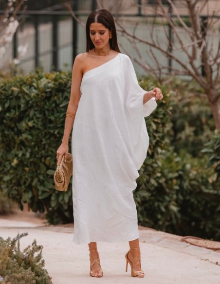 Sac en raphia doré avec longue chaîne