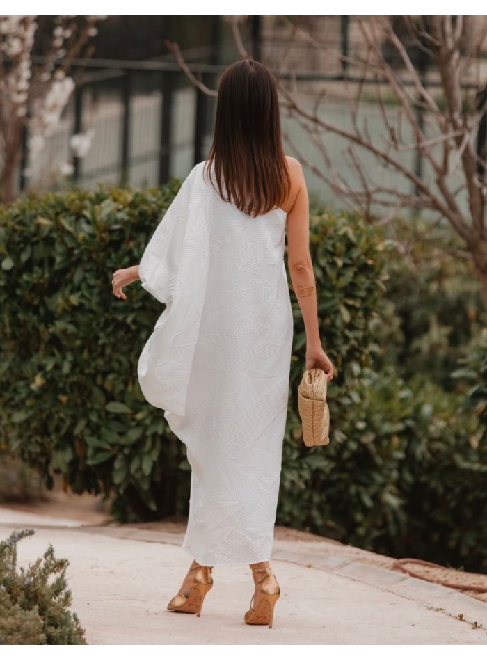 Sac en raphia doré avec longue chaîne