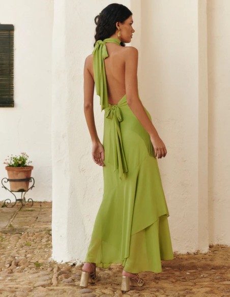 Vestido con cuello halter fruncido