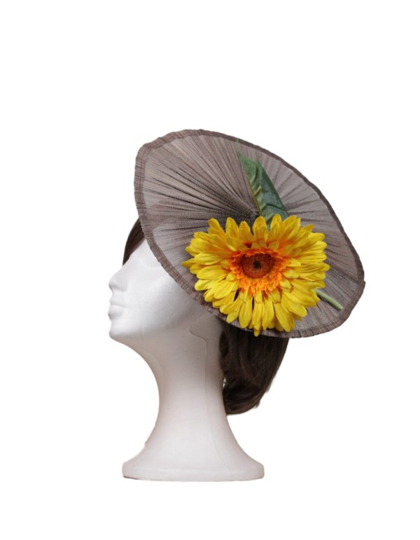 Sunflower pleated headdress by Luisa Monzón