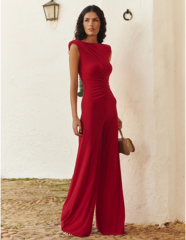 Mono de invitada con cuerpo fruncido y pantalón palazzo