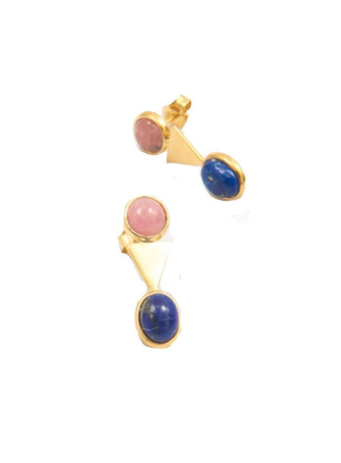 Golden triangle earrings of precious stones at INVITADISIMA
