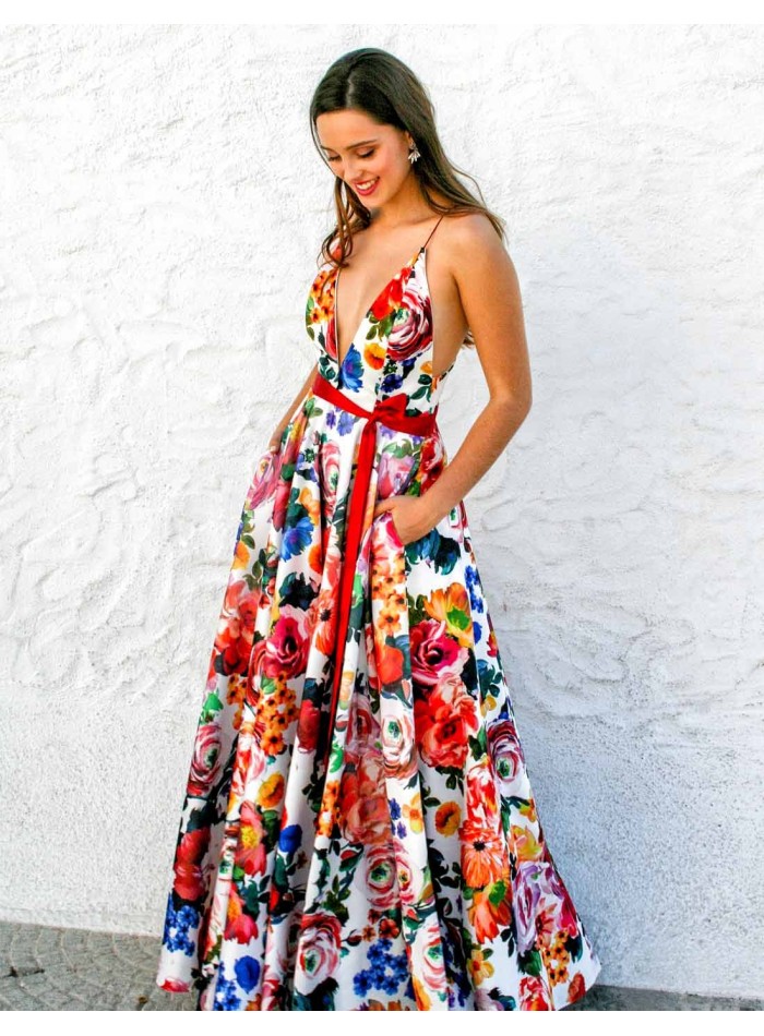 Long floral print dress with bare back