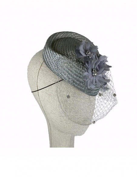 Silver guest headdress with feathered flowers