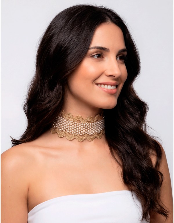 Choker dorado con perlitas para invitada elegante