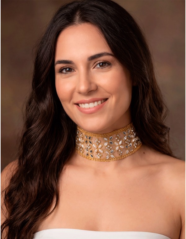 Tour de cou en or brodé de cristaux et de perles