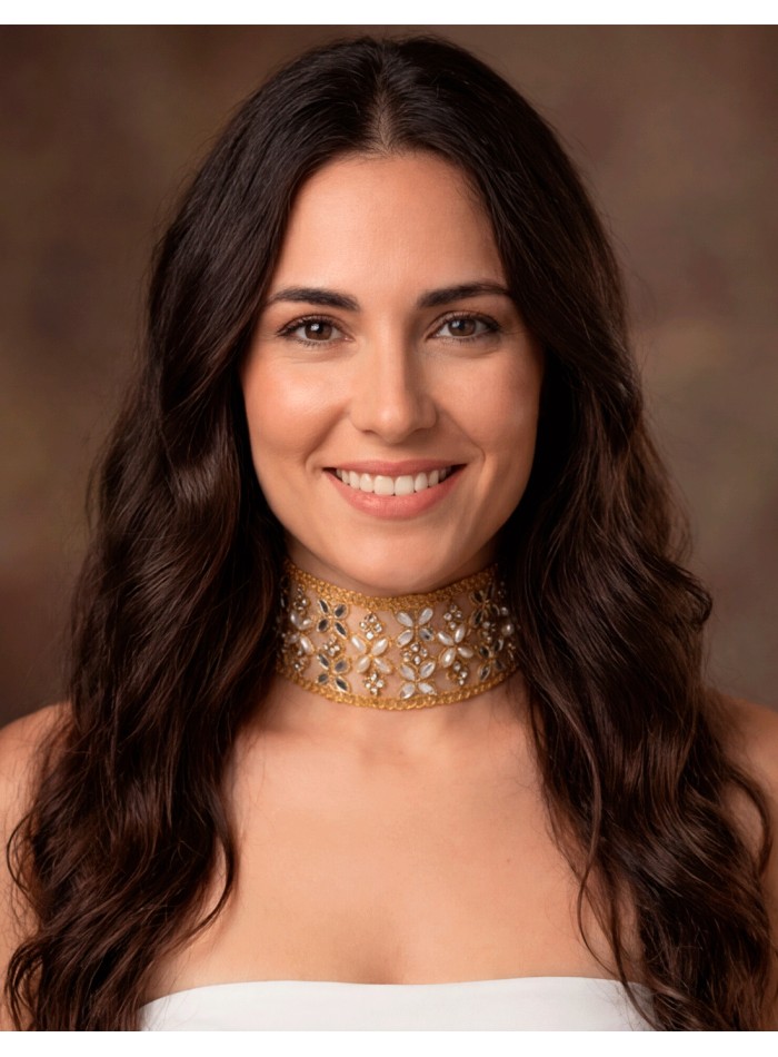 Gold choker embroidered with crystals and pearls