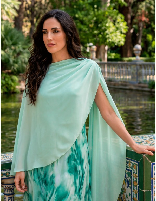 Capa cruzada de gasa en color verde pastel para invitada