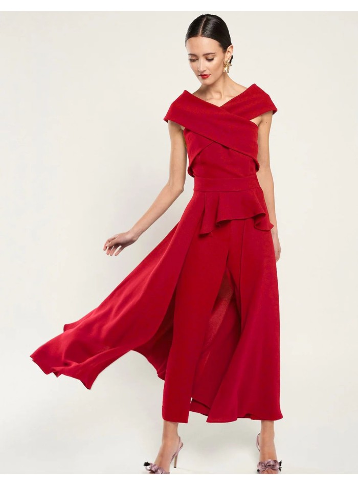 Ensemble deux pièces avec haut et pantalon avec...