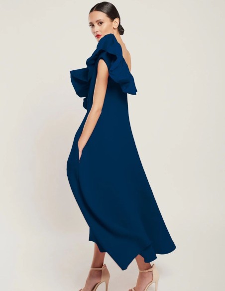 Vestido midi en crepé azul marino con volante en la manga