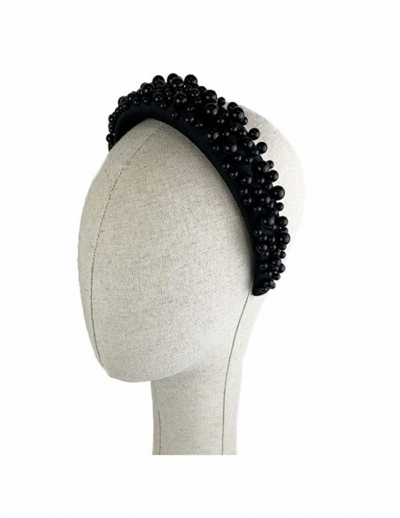 Guest headband decorated with black pearls Airun Tocados - 3