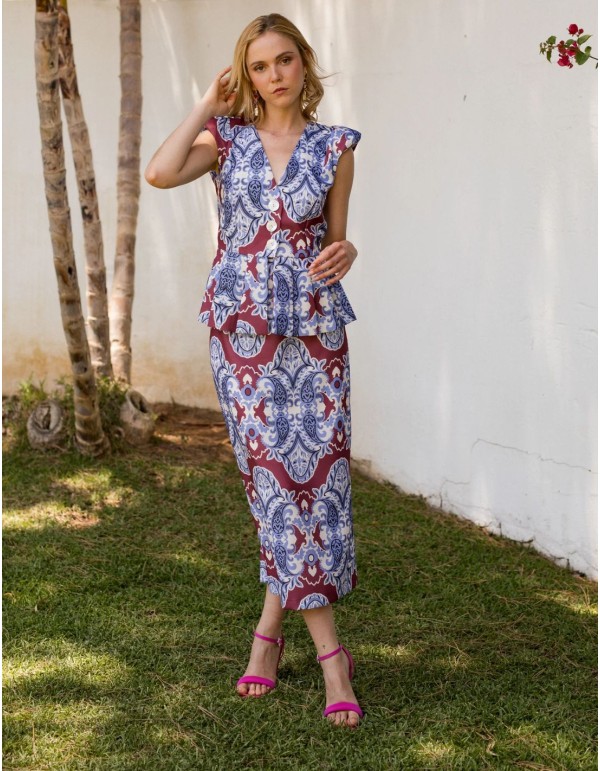 Conjunto de dos piezas para invitada con estampado étnico