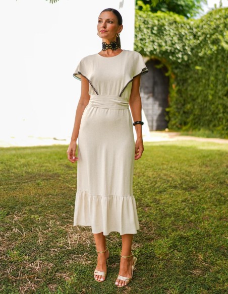 Robe midi avec broderies et volants