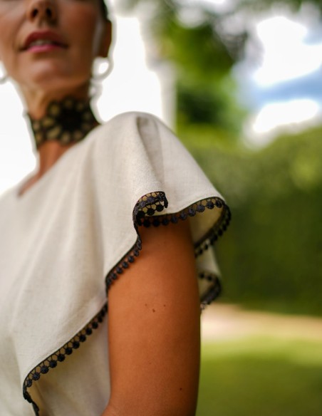 Robe midi avec broderies et volants