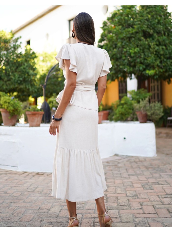 Conjunto de dos piezas con falda midi y top