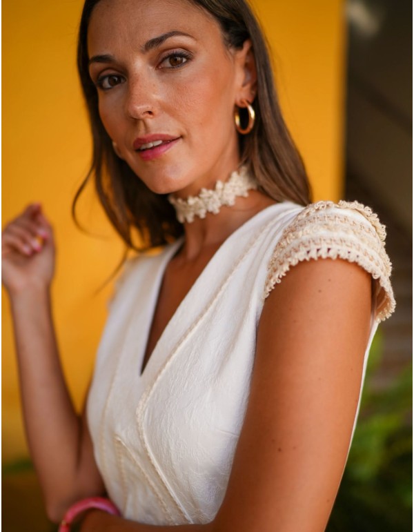 White midi dress with beige embroidered details 2