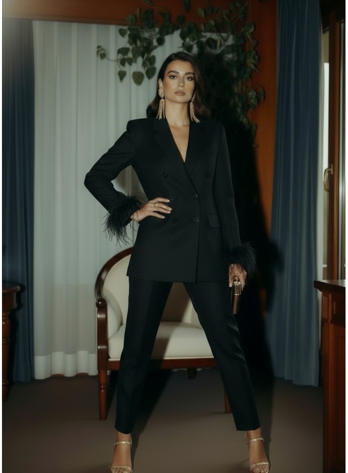 Blazer negra oversized de tejido estructurado...