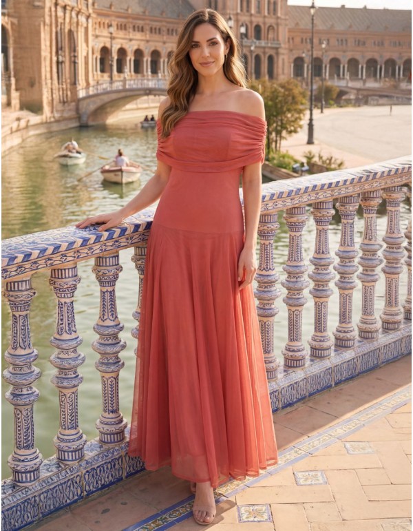 Robe midi corail avec encolure bardot et jupe volantée