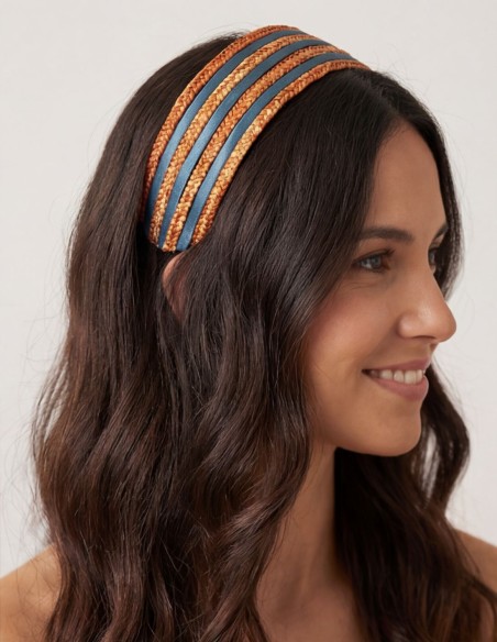 Bandeau d'invité en paille et satin bleu