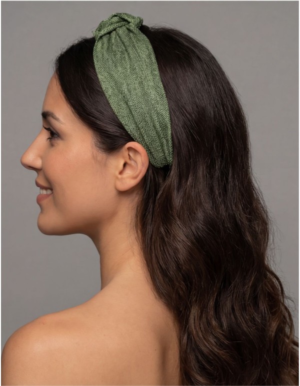 Headband made of green silk sinamay with flower details 2