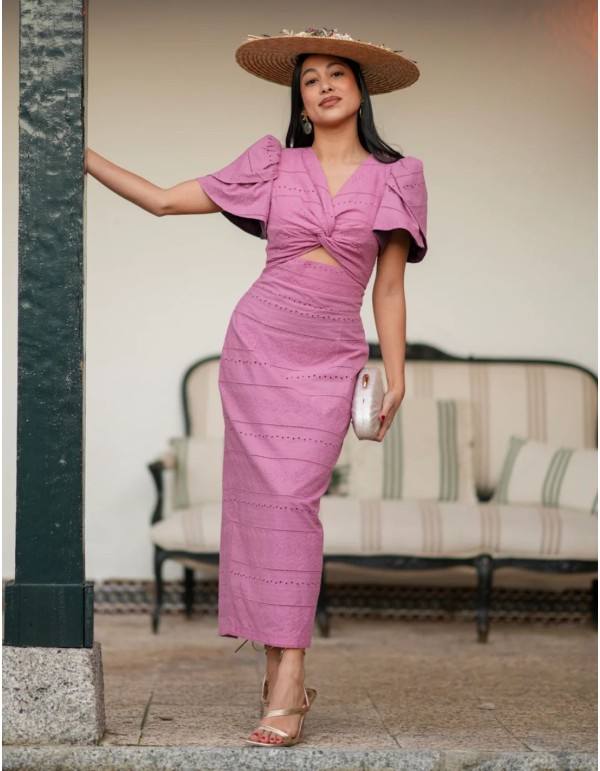 Vestido midi con mangas abullonadas y nudo en el pecho 2