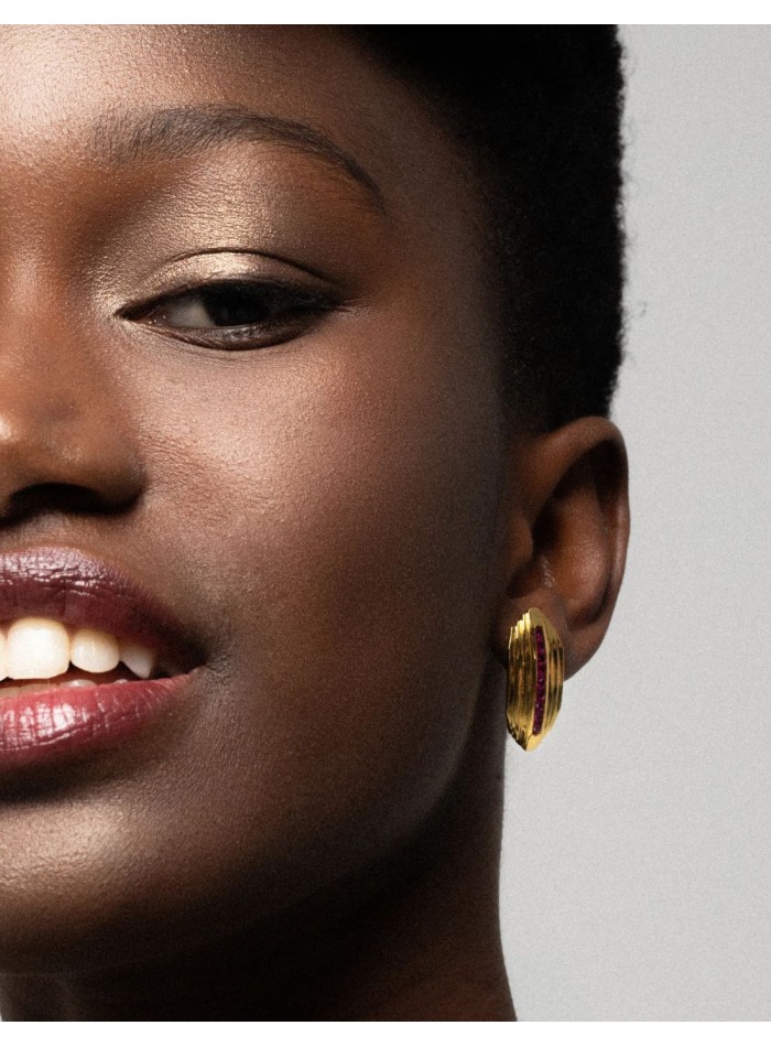 Gold plated fuchsia zirconia rectangular earrings