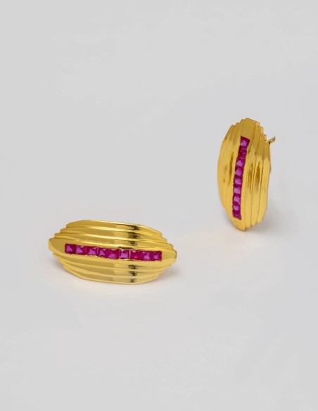 Boucles d'oreilles rectangulaires en plaqué or avec zircon fuchsia