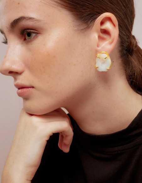 Bridal earrings with quartz druze