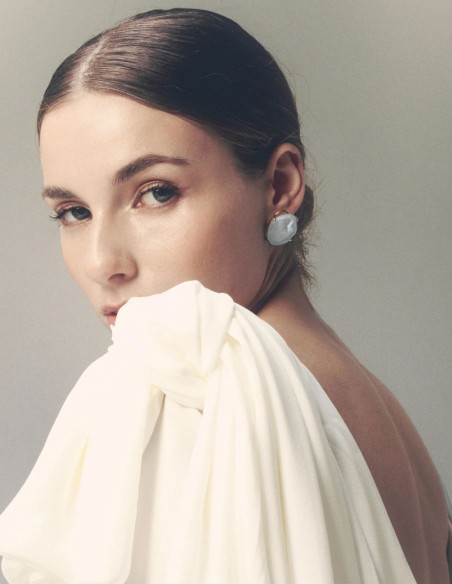 Bridal earrings with quartz druze