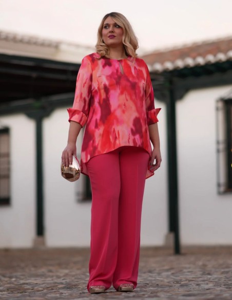 Two-piece set with printed jacket and straight pants