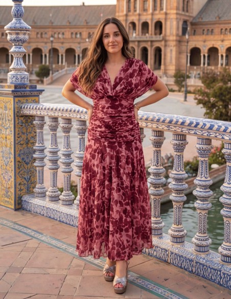 Vestido midi con estampado floral rosa