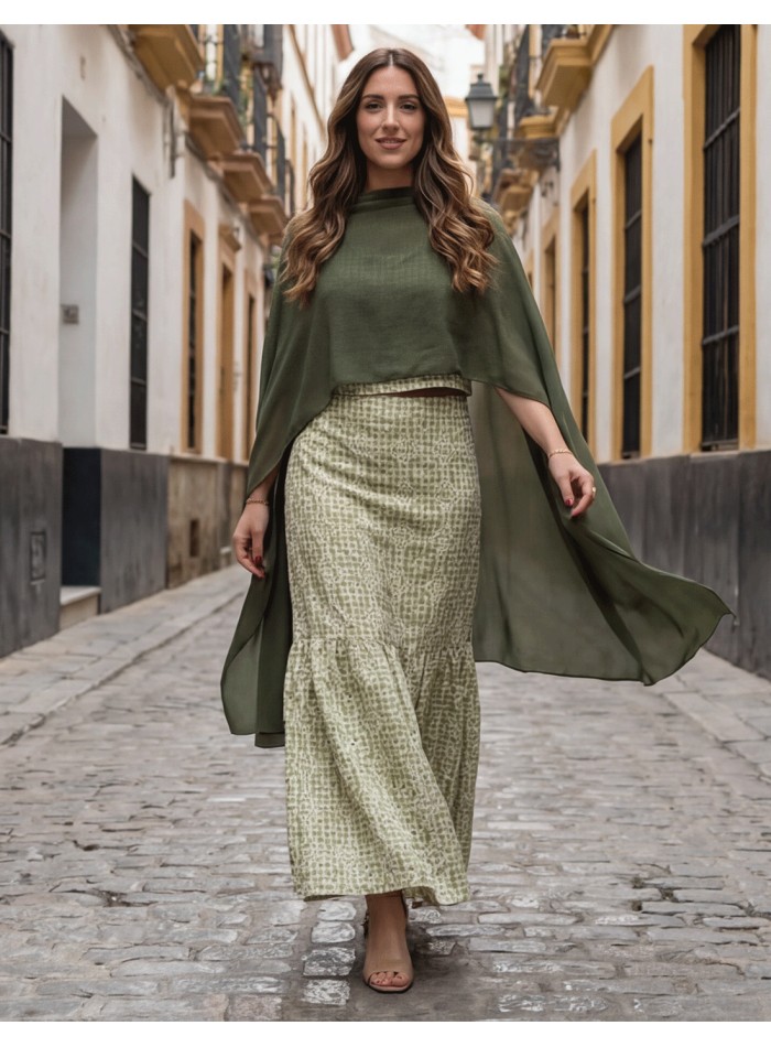 Short chiffon cape with square design in...