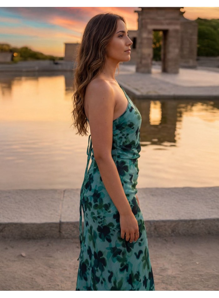 Robe midi à fleurs vert aqua avec encolure...