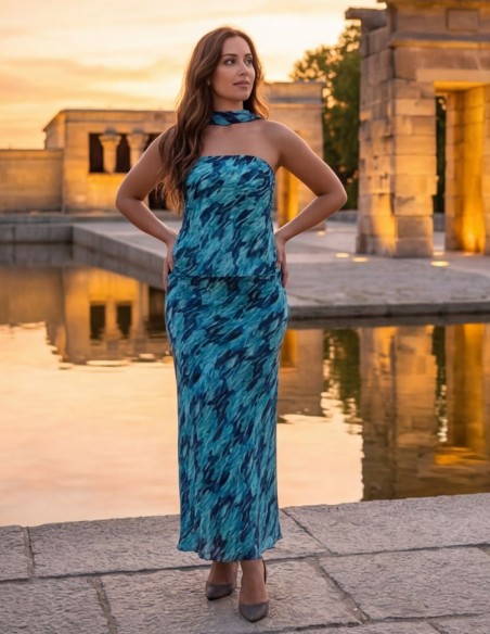 Blue printed two-piece set with midi skirt, strapless top and matching shawl