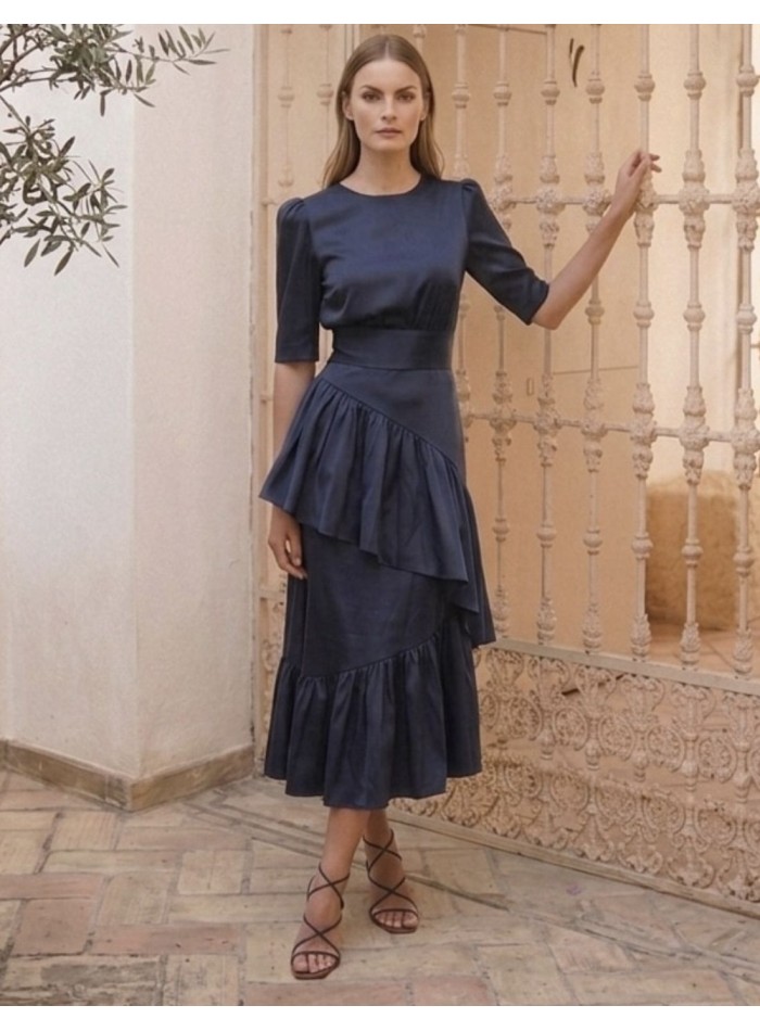 Top en taffetas bleu marine avec manches coudées