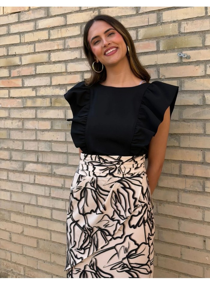 Falda midi de vuelo con estampado en blanco y negro