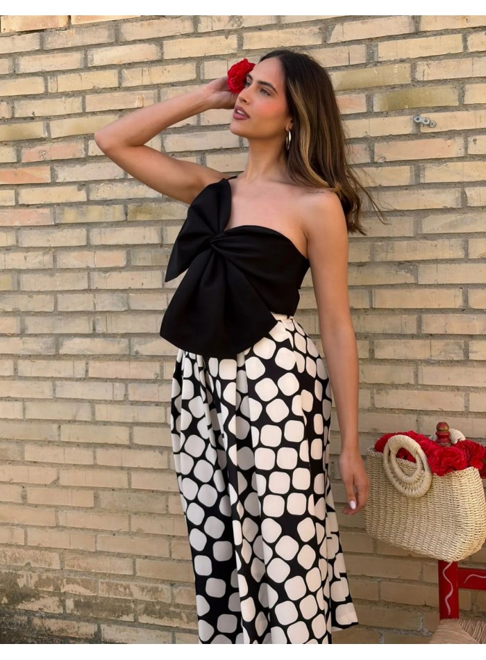 Placket midi skirt with polka dot print