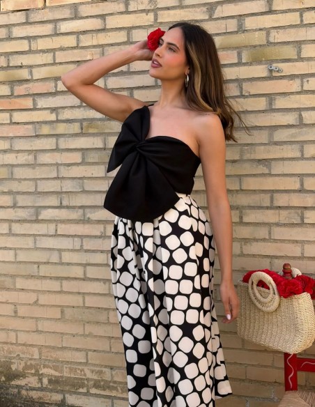 Placket midi skirt with polka dot print