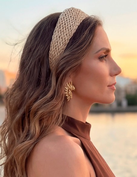 Bandeau tricoté à la main en beige naturel pour les invités