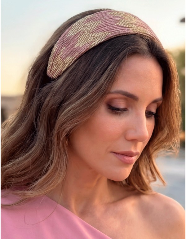 Diadema bicolor en zigzag dorado y rosa para invitada 2