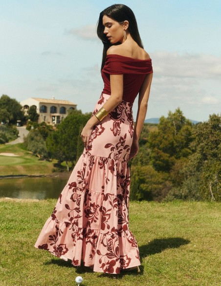Long skirt with floral print in shades of pink