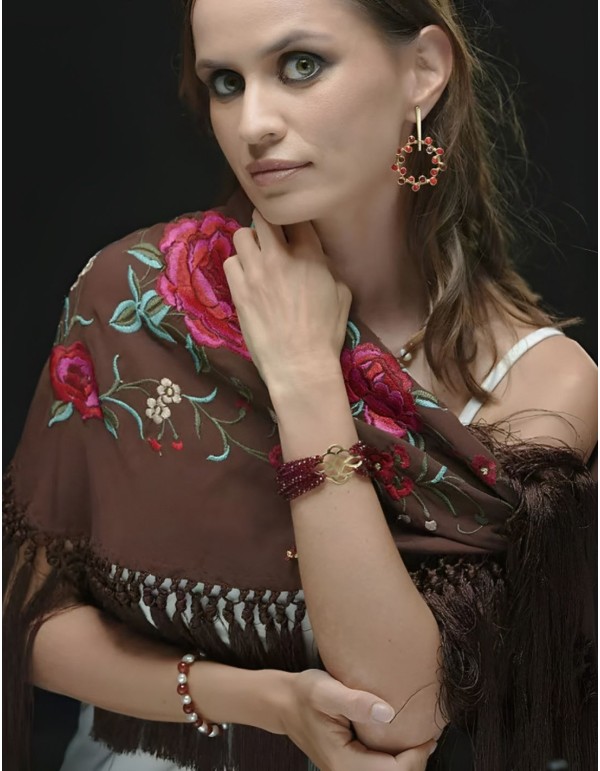 Boucles d'oreilles en or avec pierres semi-précieuses rouges 2