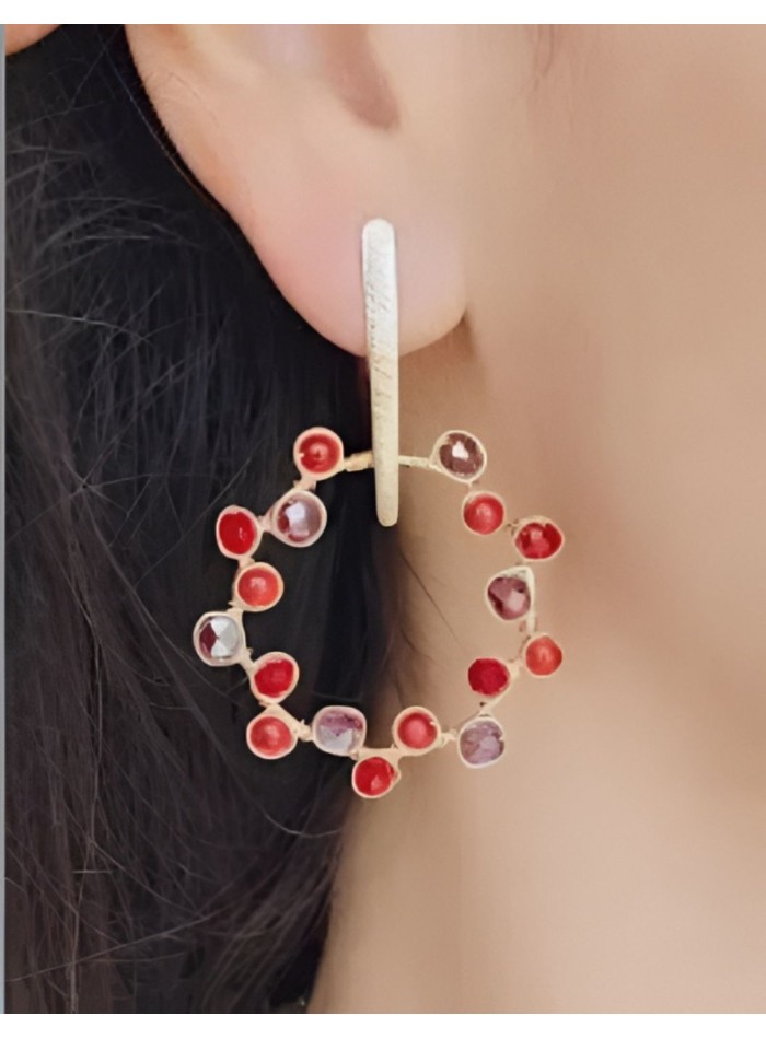 Boucles d'oreilles en or avec pierres...