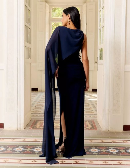 Long guest dress with round neckline and cape detail