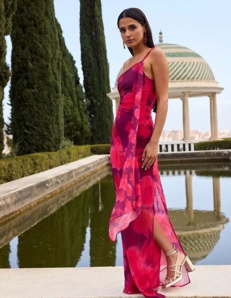 Robe longue à encolure asymétrique et tissu à motifs floraux dans les tons violets