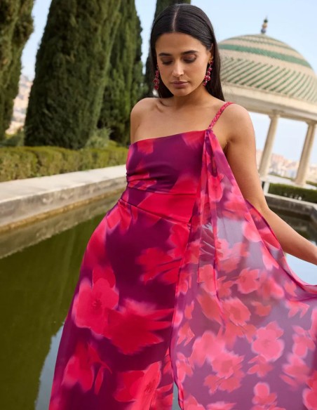 Robe longue à encolure asymétrique et tissu à motifs floraux dans les tons violets