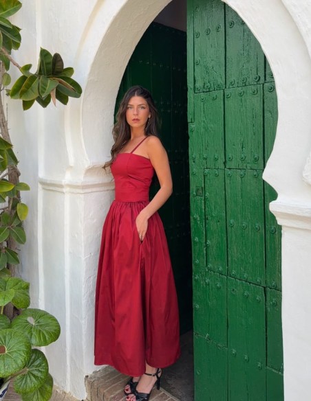 Red taffeta top and skirt guest ensemble - Ane Ibañez